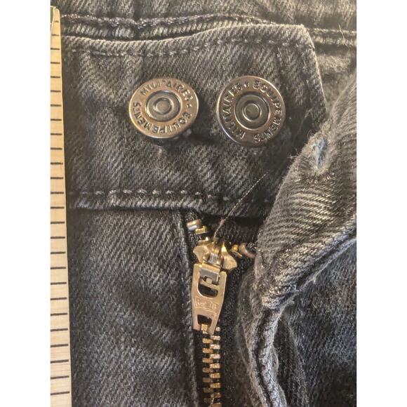 Levi's Jeans 12 Women's Mid-Rise Black Skinny Medium Wash Cotton 2 Buttons - Picture 6 of 15